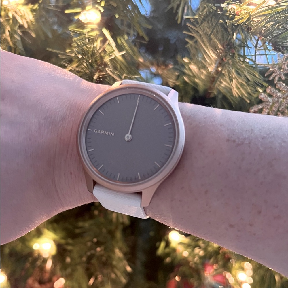 Vivomove Style Rose Gold Aluminum Case with multiple bands